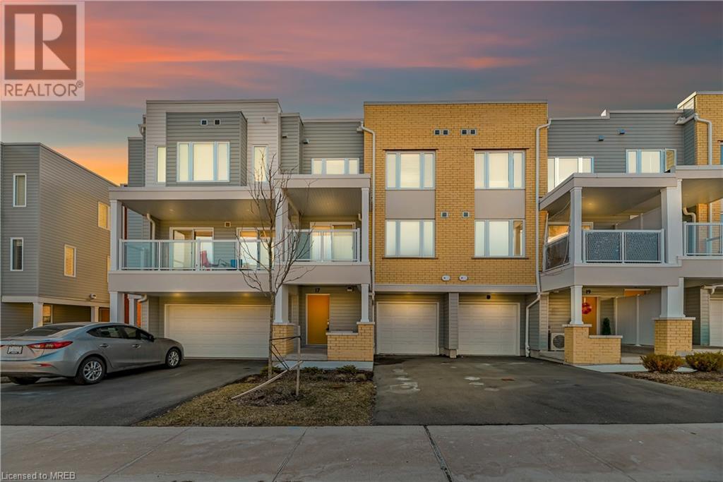 17 Valencia Avenue, Kitchener, Ontario  N2R 0R7 - Photo 1 - 40563466