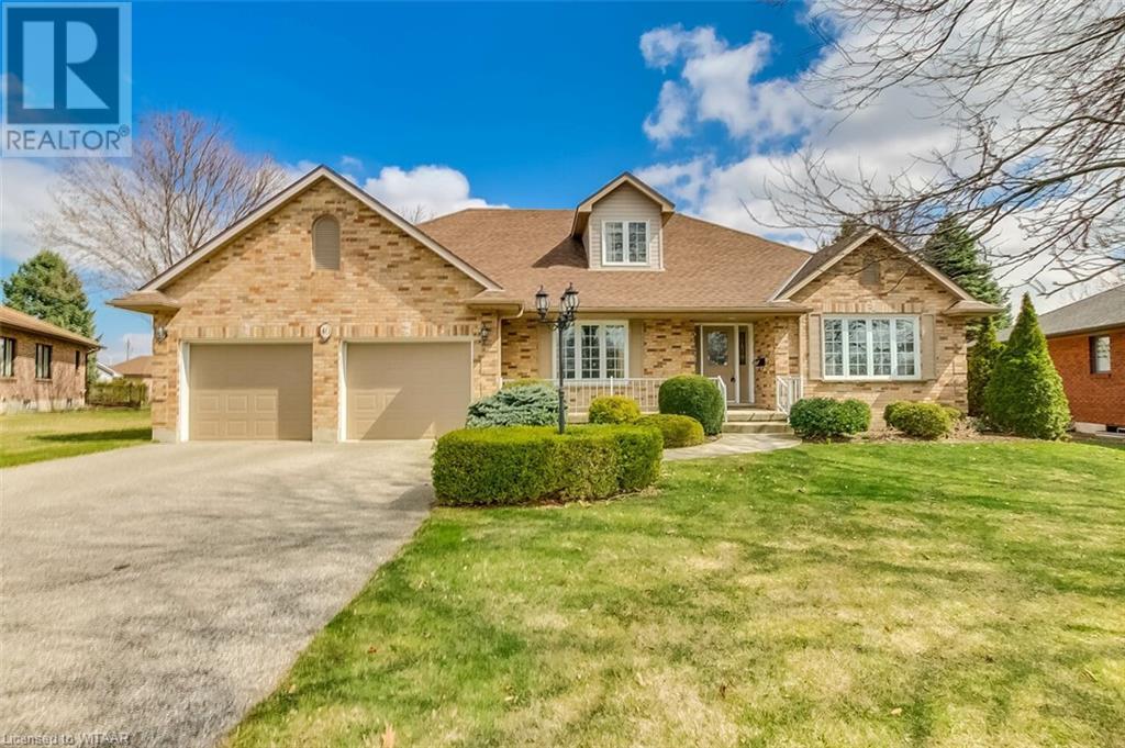 40 Alexander Avenue, Tillsonburg, Ontario  N4G 4Z1 - Photo 2 - 40563181