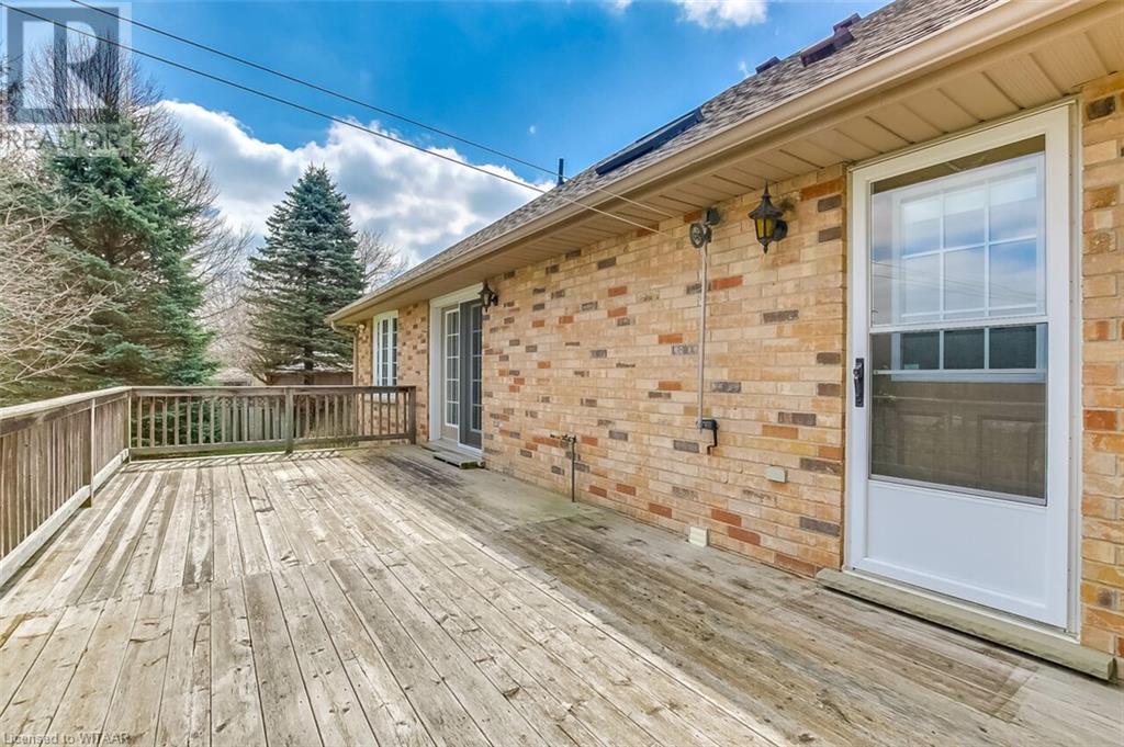 40 Alexander Avenue, Tillsonburg, Ontario  N4G 4Z1 - Photo 3 - 40563181