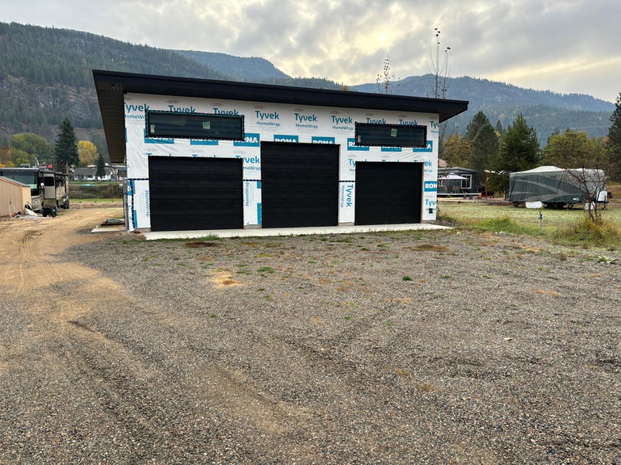 1650 Benniger Road, Christina Lake, British Columbia  V0H 1E0 - Photo 2 - 2475787