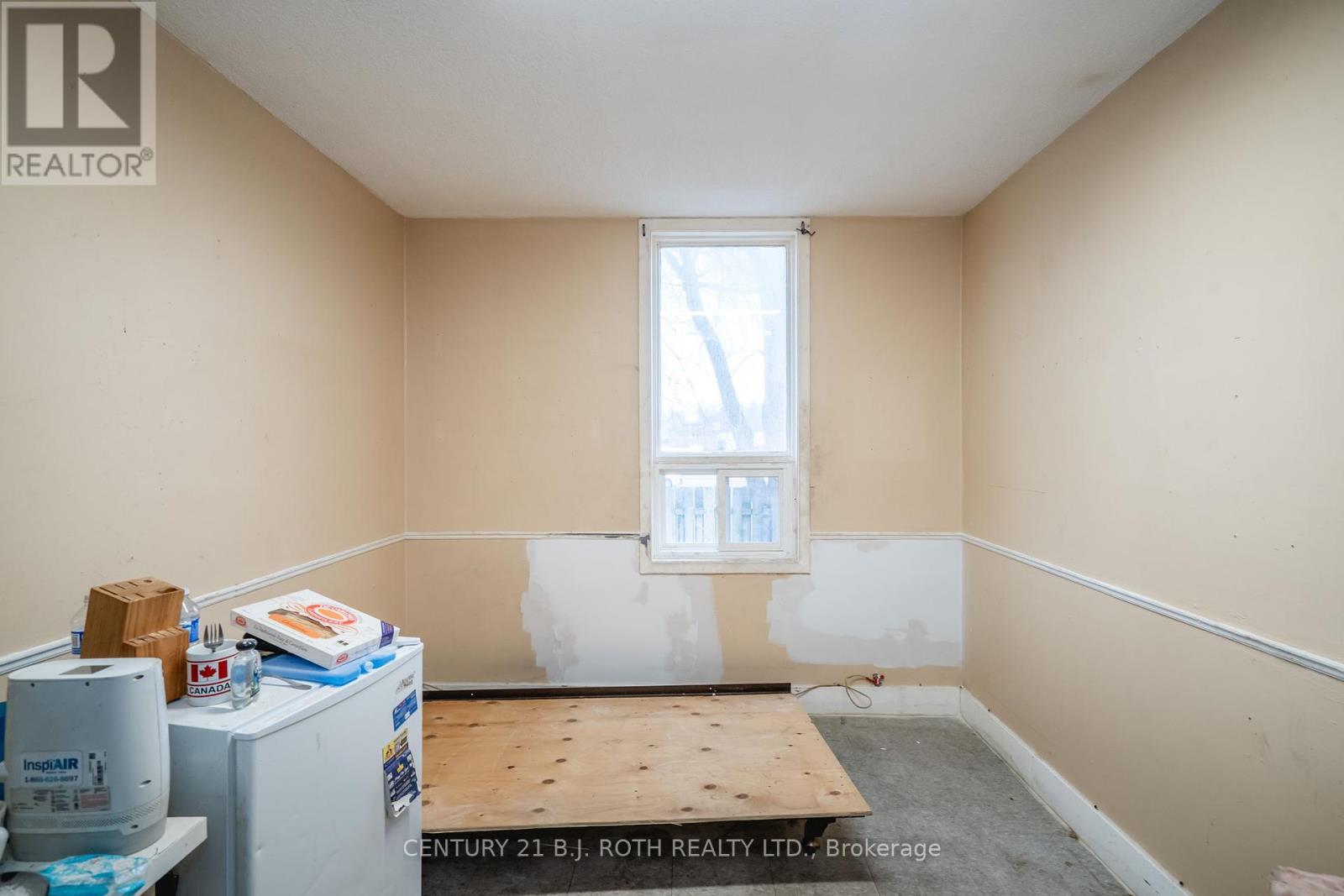 37 Toronto St, Barrie, Ontario  L4N 1T8 - Photo 10 - S8182116