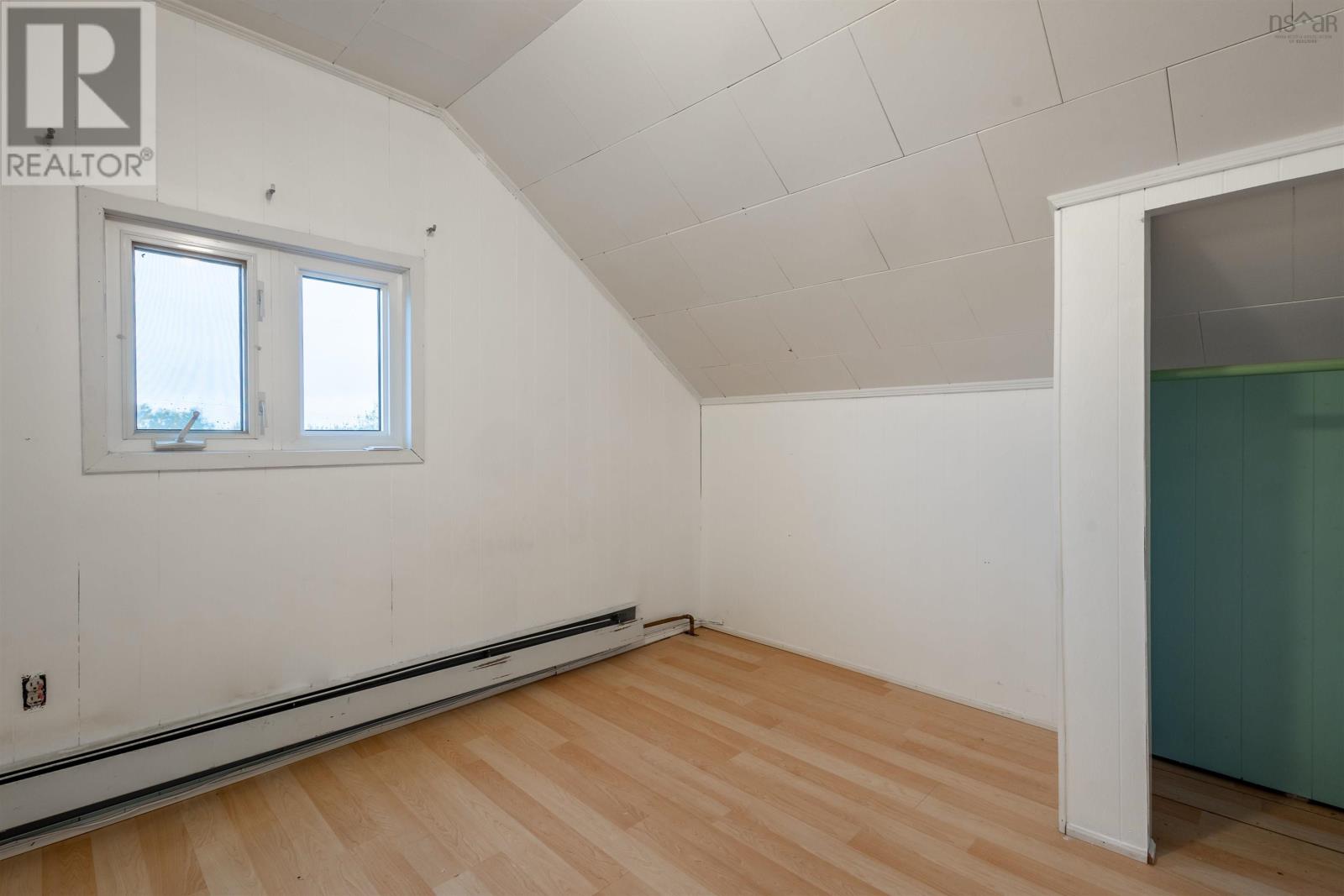 242 James Street, New Waterford, Nova Scotia  B1H 2Y8 - Photo 17 - 202405739