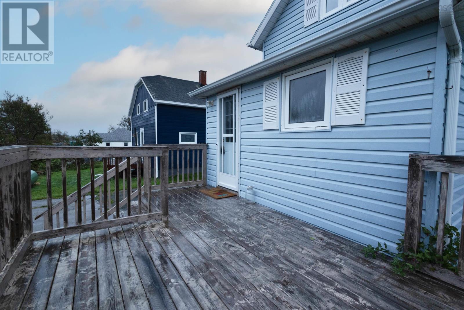 242 James Street, New Waterford, Nova Scotia  B1H 2Y8 - Photo 7 - 202405739