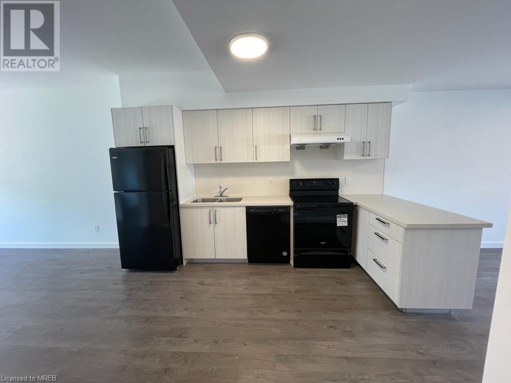 100 Highriver Trail, Welland, Ontario  L3C 5A5 - Photo 1 - 40563403