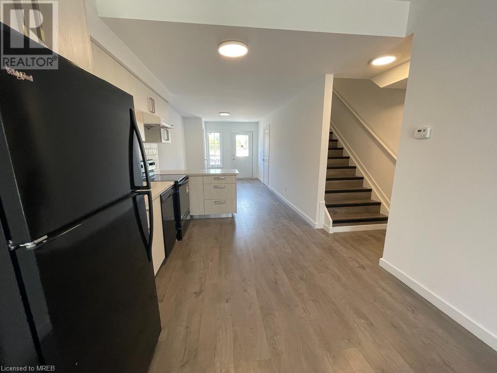 100 Highriver Trail, Welland, Ontario  L3C 5A5 - Photo 3 - 40563403