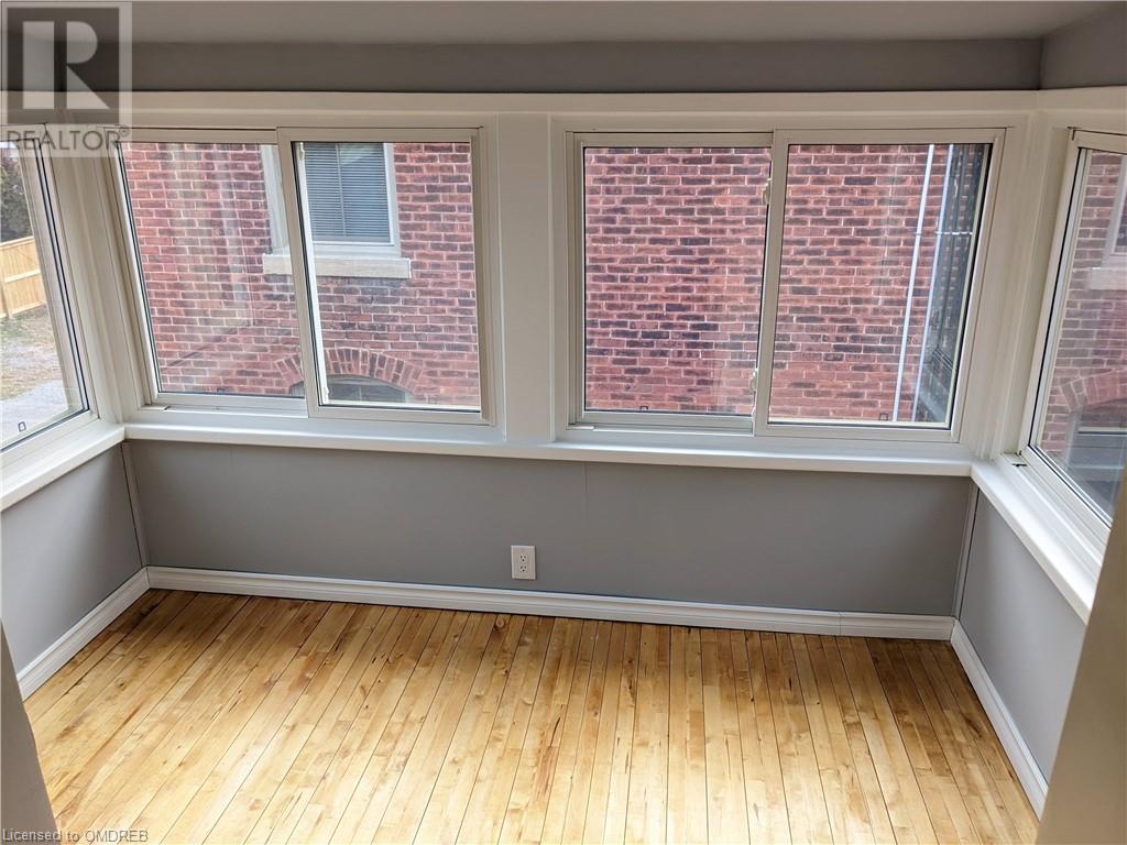 158 James Street Unit# 2, St. Catharines, Ontario  L2R 5C5 - Photo 12 - 40563532