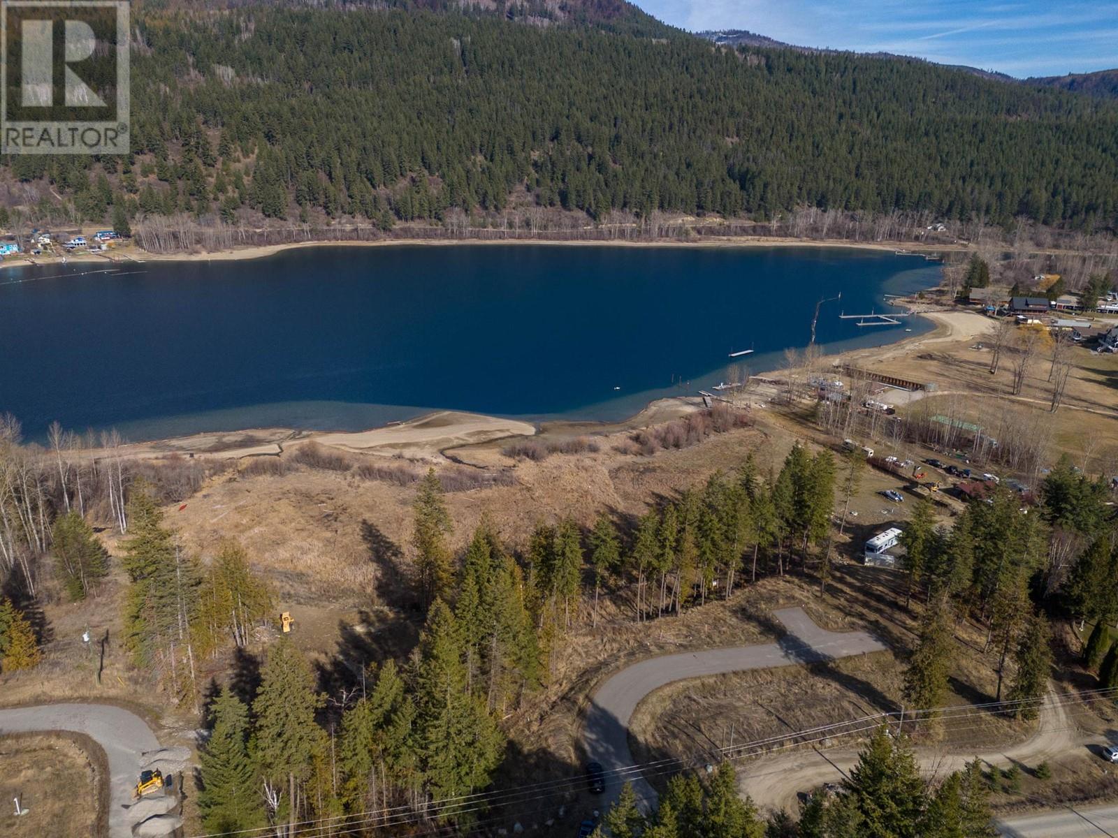 2-8848 Holding Rd, Adams Lake, British Columbia   - Photo 3 - 177466