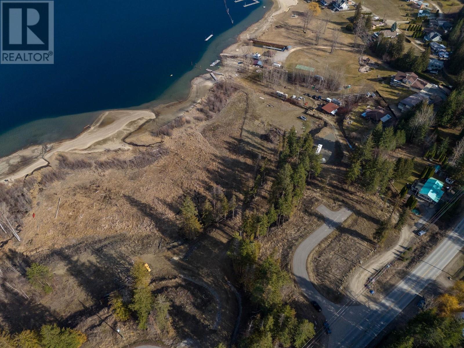 2-8848 Holding Rd, Adams Lake, British Columbia   - Photo 7 - 177466