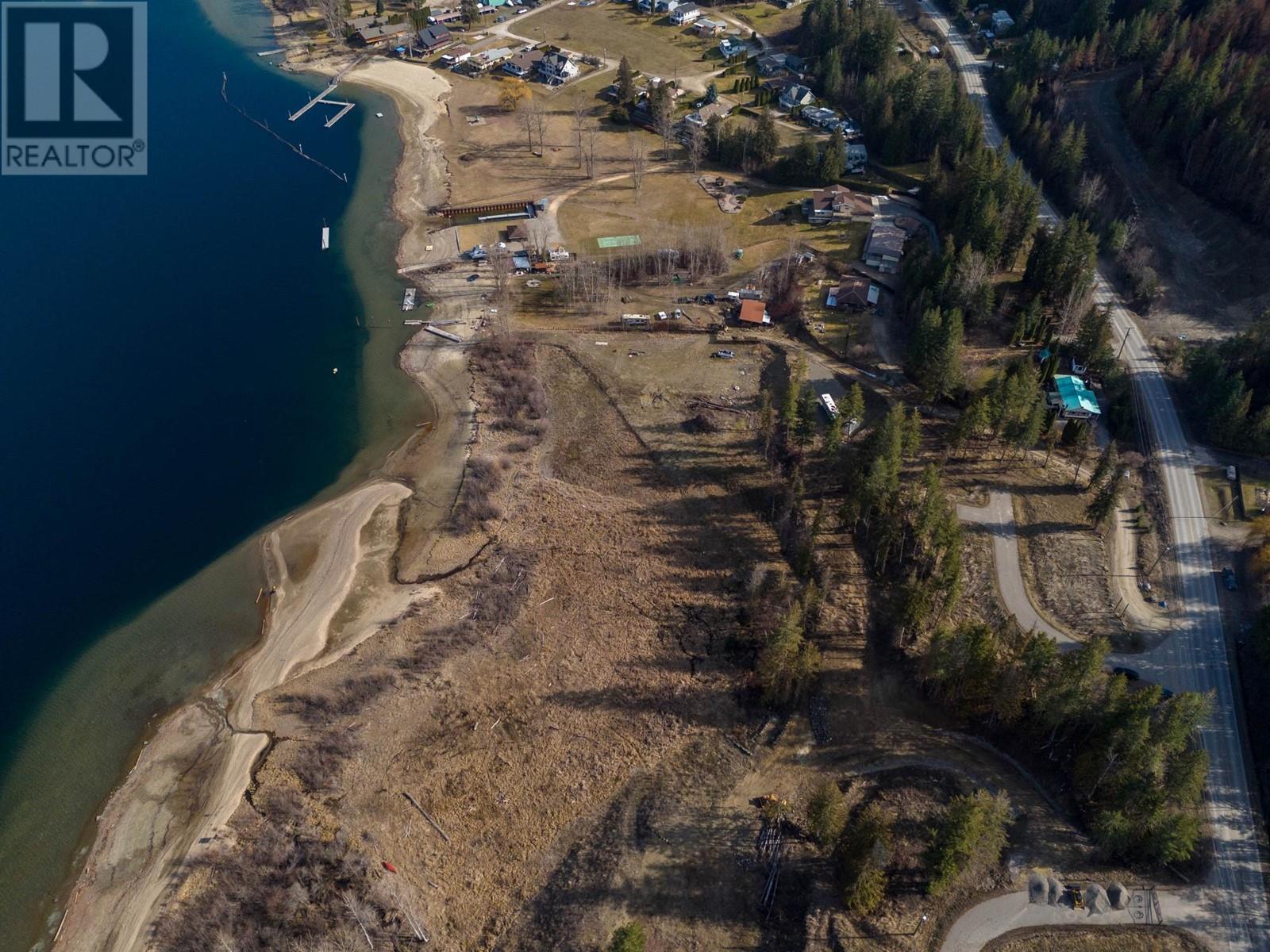 2-8848 Holding Rd, Adams Lake, British Columbia   - Photo 8 - 177466