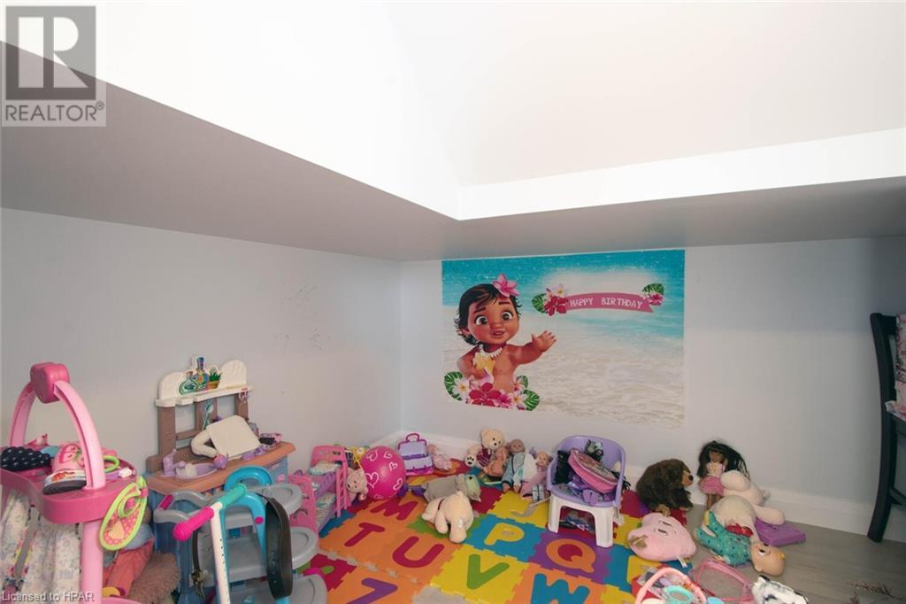 17 Laurier Street, Stratford, Ontario  N5A 4M2 - Photo 11 - 40563524