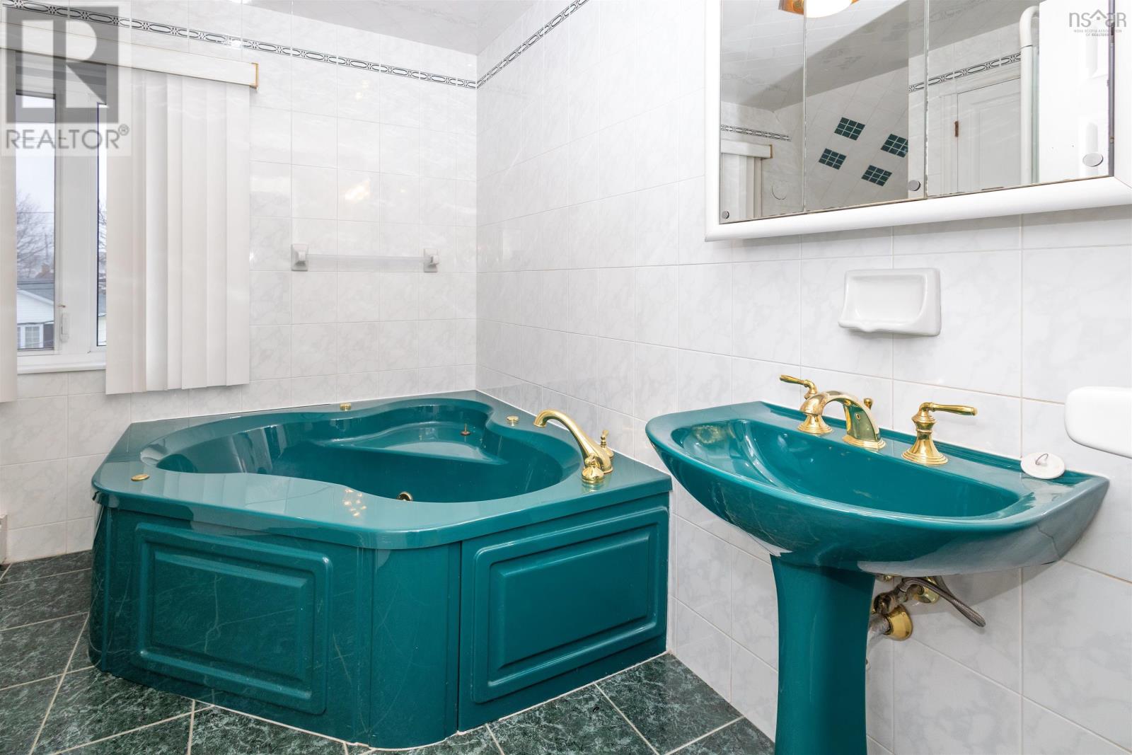 270 King Edward Street, Glace Bay, Nova Scotia  B1A 5V7 - Photo 14 - 202405744