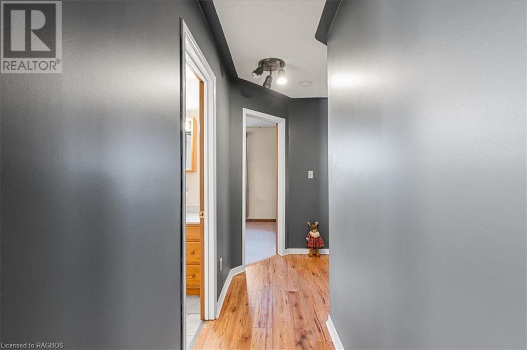 363618 Lindenwood Road, Kemble, Ontario  N0H 1S0 - Photo 13 - 40560522