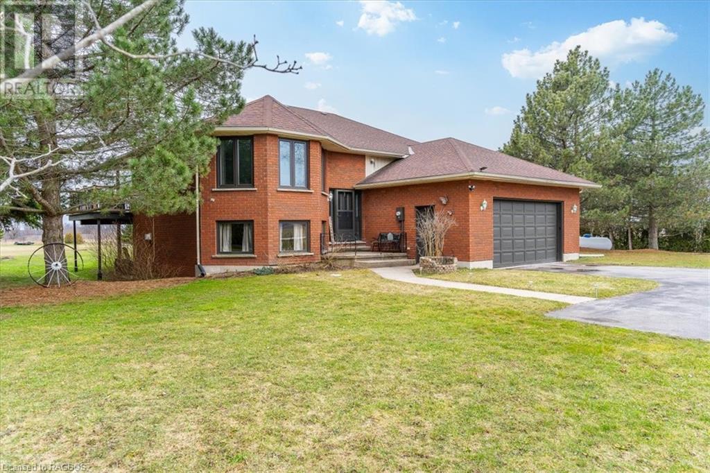 363618 Lindenwood Road, Kemble, Ontario  N0H 1S0 - Photo 2 - 40560522