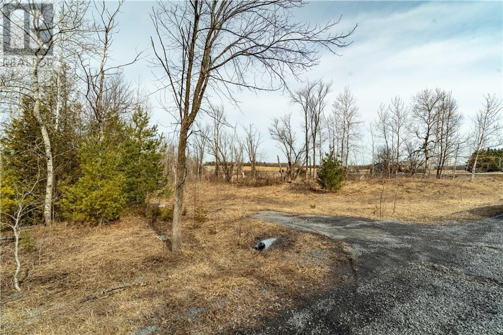 000 Quail Road, North Stormont, Ontario  K0C 1V0 - Photo 2 - 1383849