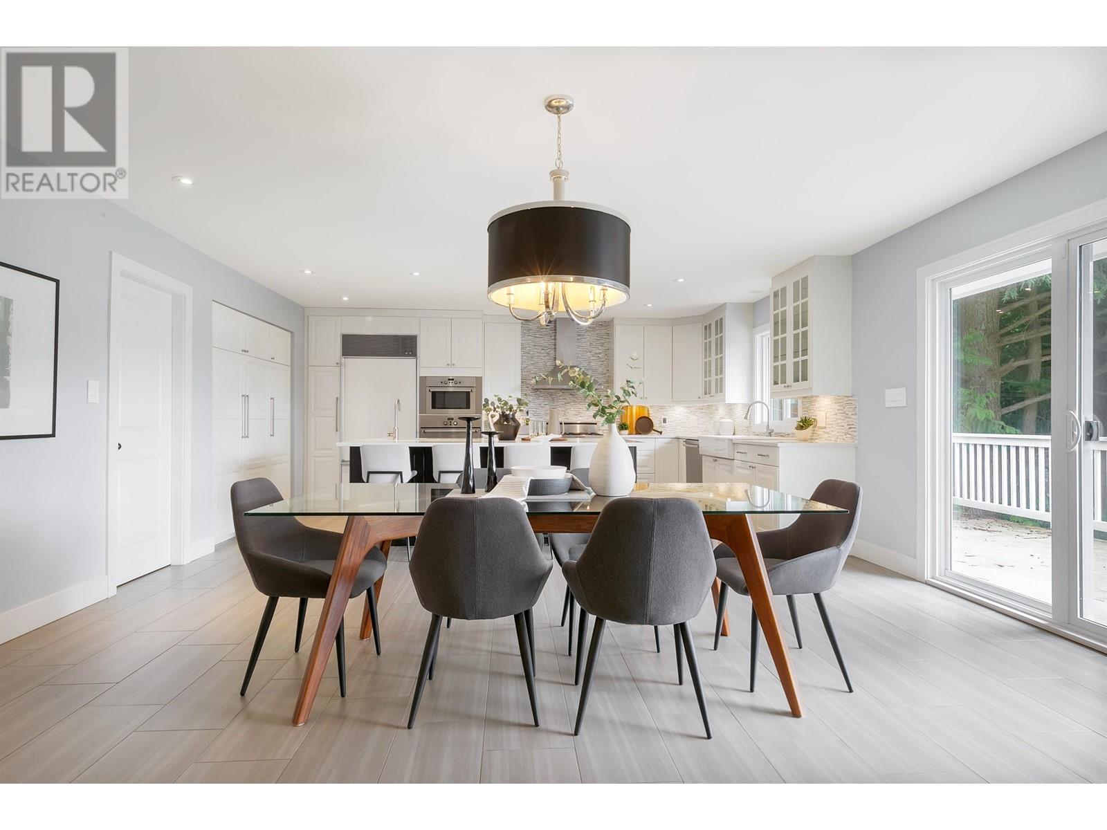 4715 Caulfeild Place, West Vancouver, British Columbia  V7W 1E5 - Photo 5 - R2864197