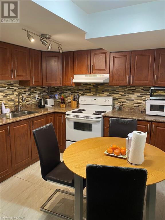 384 Cedric Terrace, Halton Hills, Ontario  L9T 8P7 - Photo 14 - 40563672