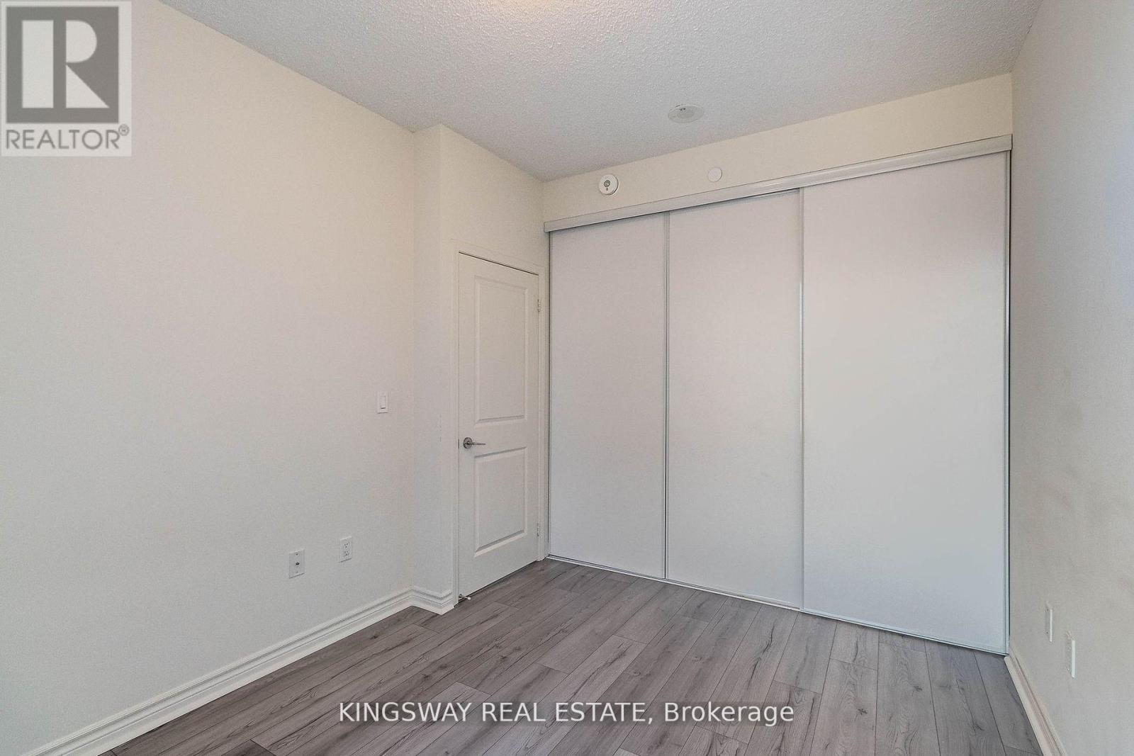 217 - 349 Rathburn Road W, Mississauga, Ontario  L5B 0G9 - Photo 28 - W8183238