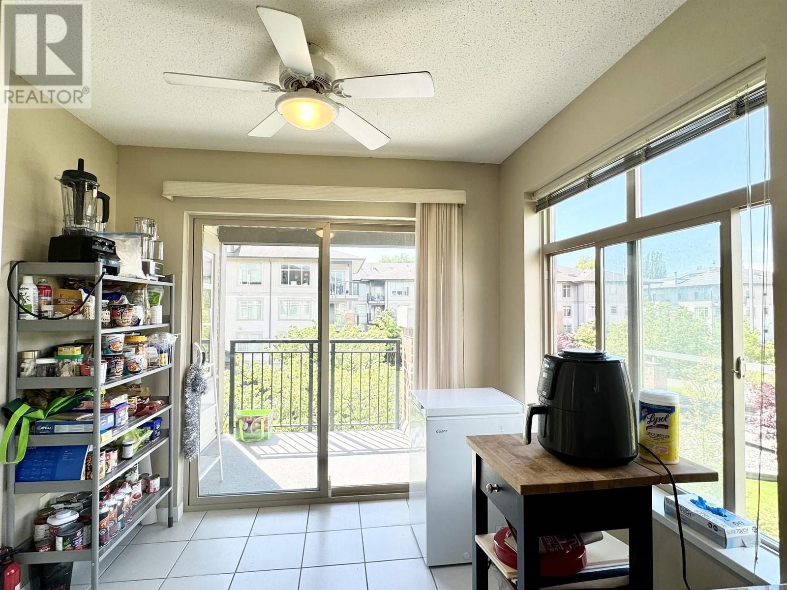 305 9299 Tomicki Avenue, Richmond, British Columbia  V6X 0C5 - Photo 4 - R2864214