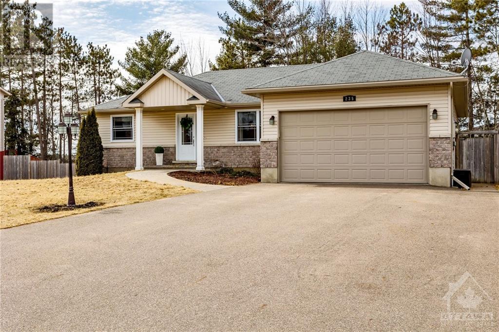 235 ORIOLE CRESCENT Petawawa