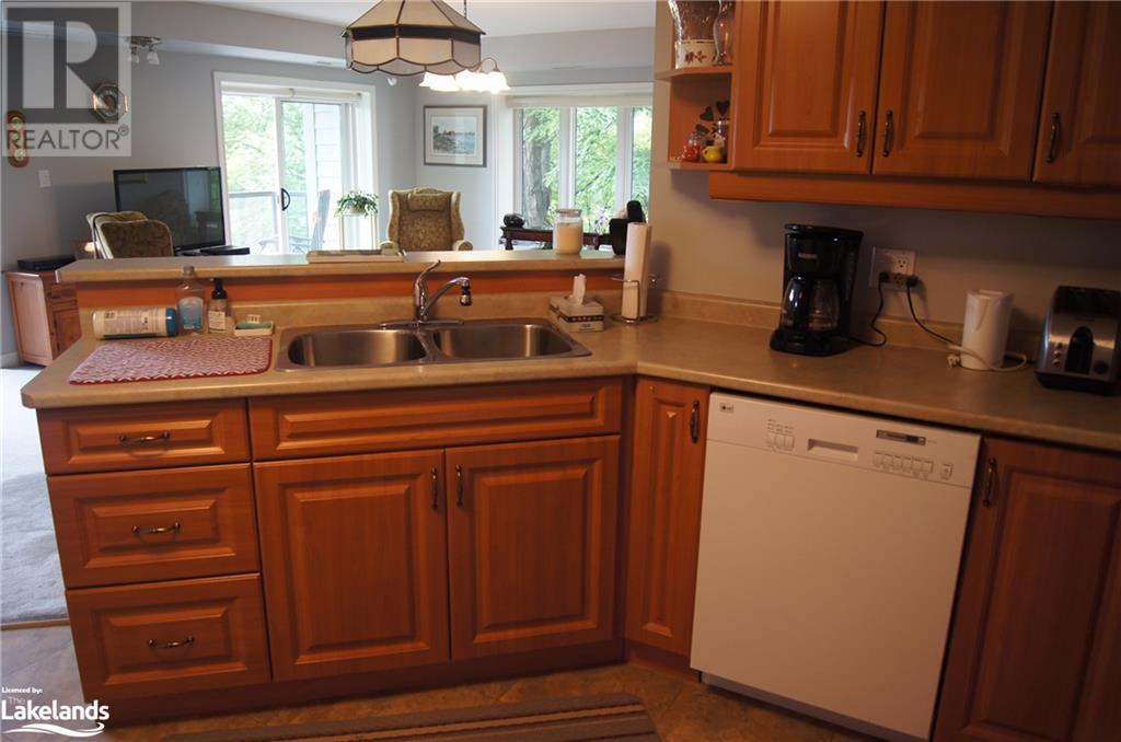 24 Dairy Lane Unit# 301, Huntsville, Ontario  P1H 0A4 - Photo 11 - 40561961