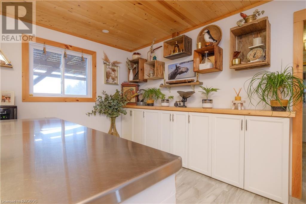 45125 Lakelet Road, Clifford, Ontario  N0G 1M0 - Photo 13 - 40557073