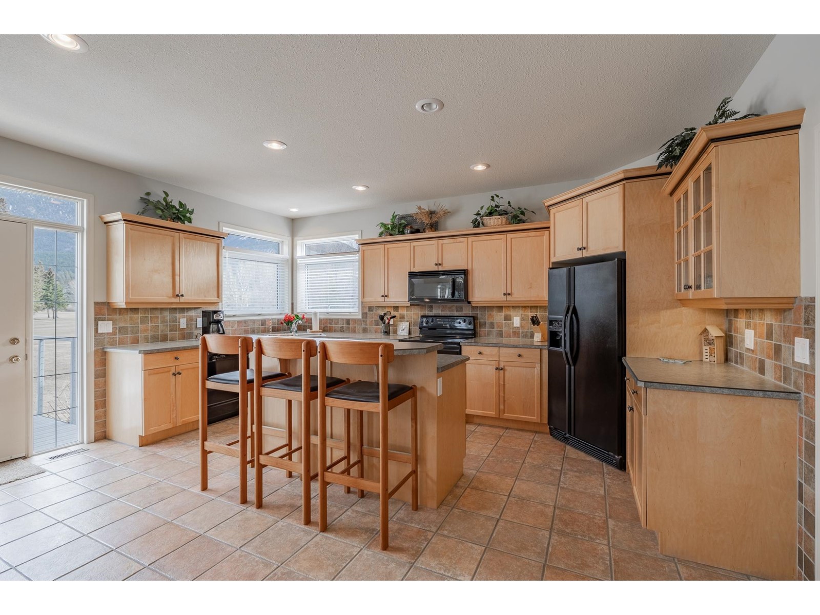 5214 Riverside Drive, Fairmont Hot Springs, British Columbia  V0B 1L1 - Photo 5 - 2475801