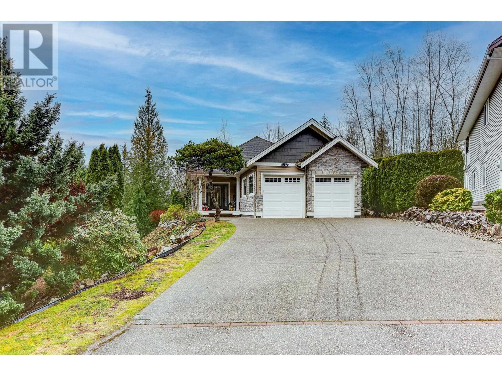 13345 239b Street, Maple Ridge, British Columbia  V4R 0A4 - Photo 2 - R2864234