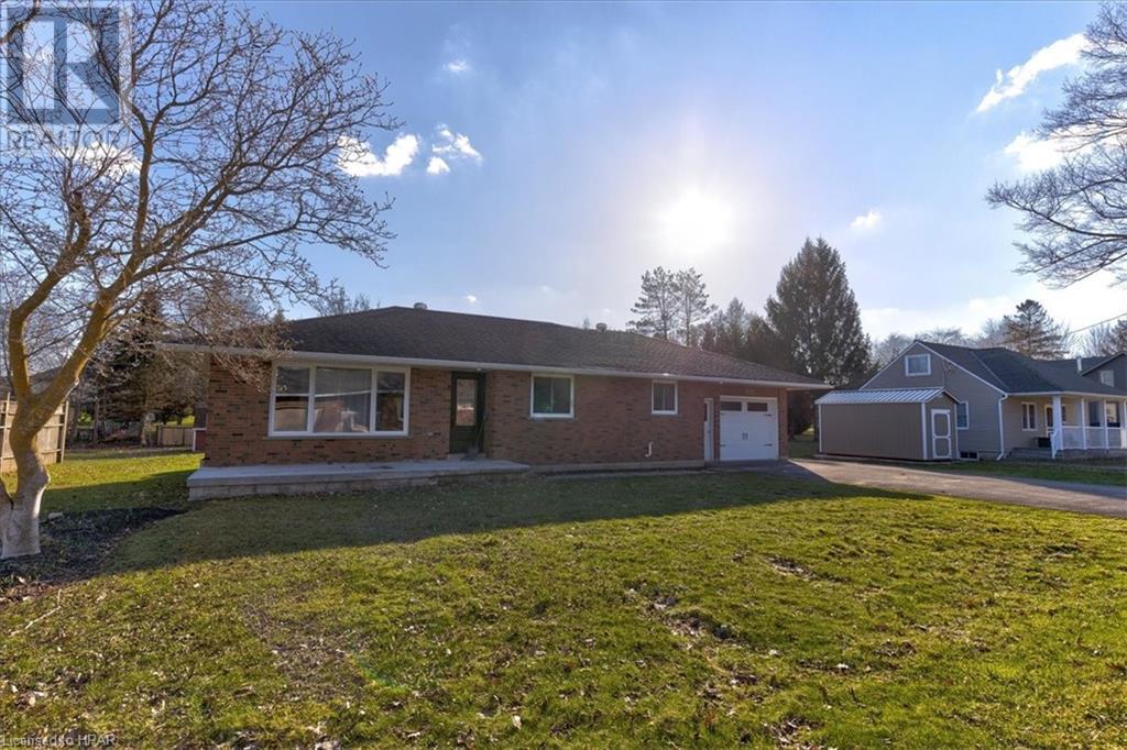 1064 Sanderson Street, Wroxeter, Ontario  N0G 2X0 - Photo 3 - 40563440