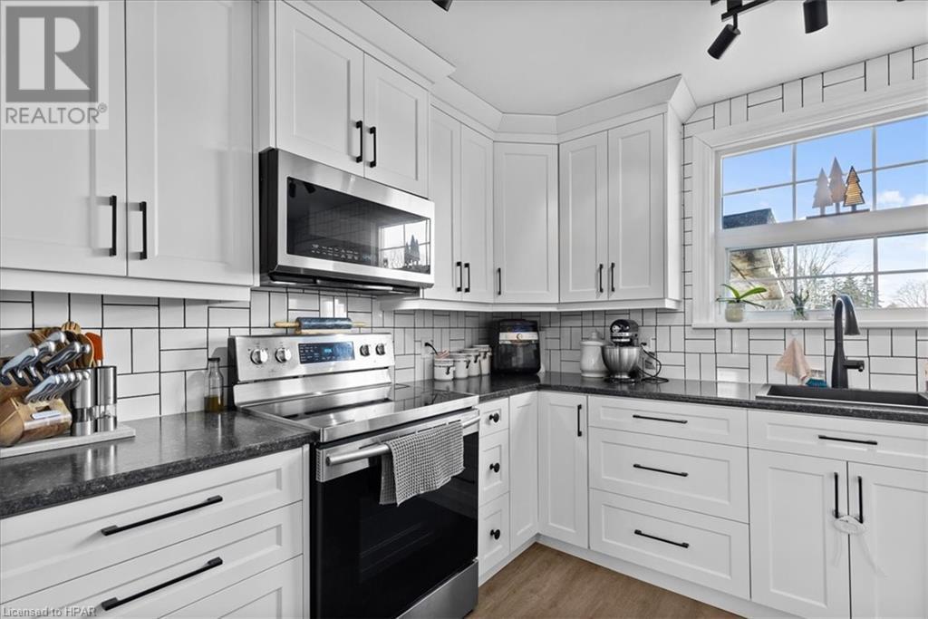 753 Devonshire Avenue, Woodstock, Ontario  N4S 5R3 - Photo 11 - 40560614