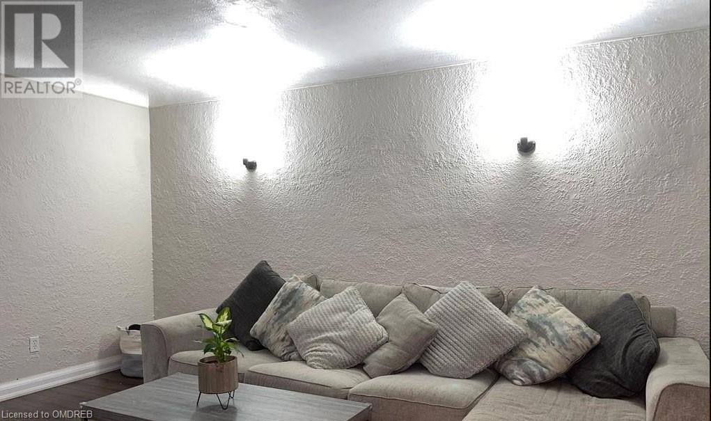 487 Victoria Street S, Kitchener, Ontario  N2M 3A6 - Photo 3 - 40563835