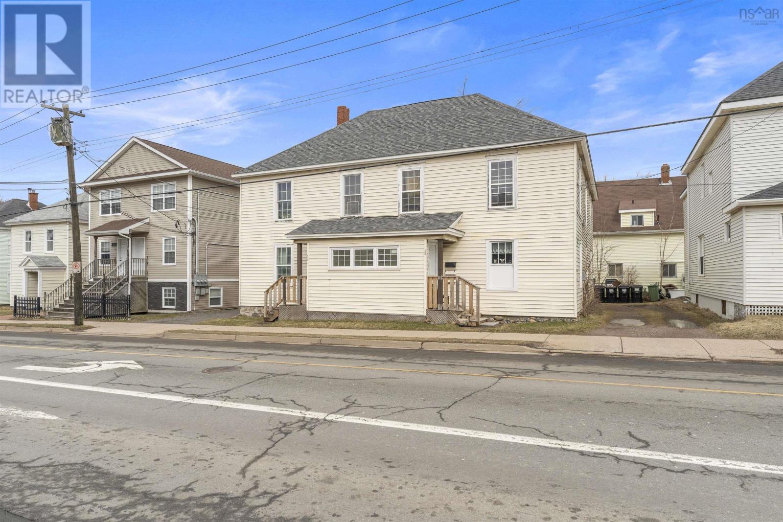 187-189 Arthur Street, Truro, Nova Scotia  B2N 1Y3 - Photo 1 - 202405752