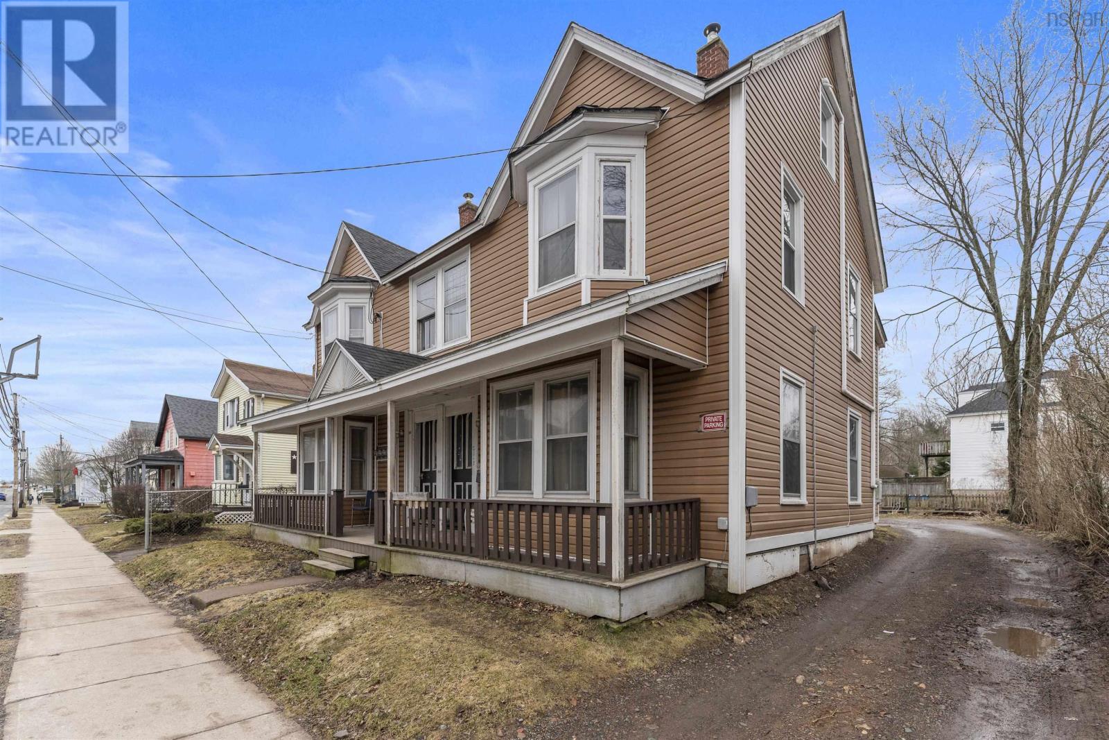 120-122 Arthur Street, Truro, Nova Scotia  B2N 1Y1 - Photo 3 - 202405754