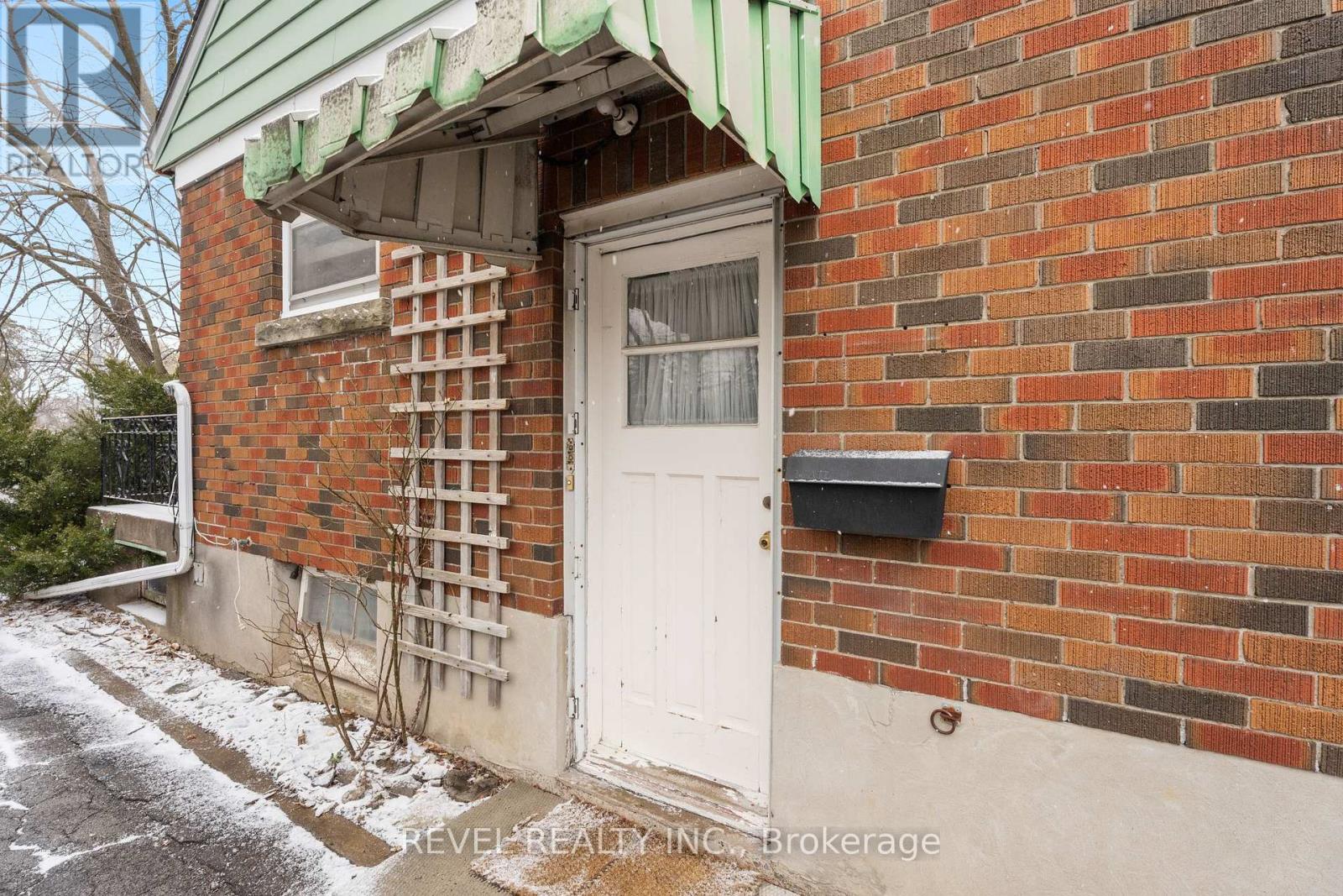 496 Carlton Street, St. Catharines, Ontario  L2M 4X3 - Photo 31 - X8184526