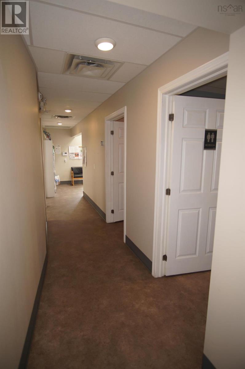 190 Water Street, Shelburne, Nova Scotia  B0T 1W0 - Photo 36 - 202319832