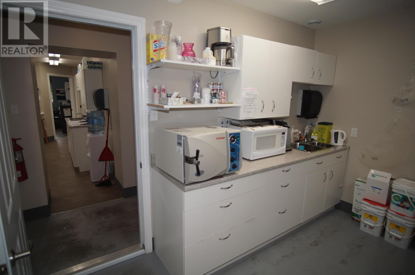 190 Water Street, Shelburne, Nova Scotia  B0T 1W0 - Photo 39 - 202319832