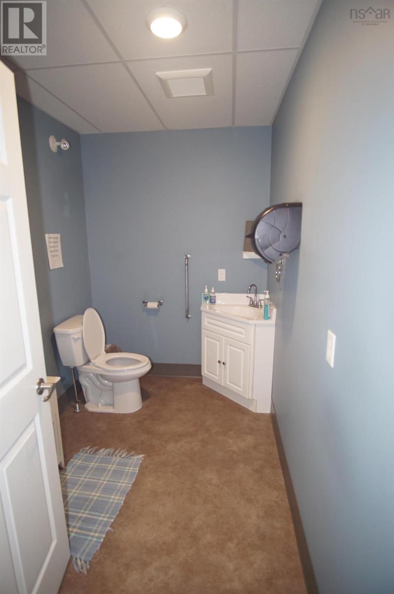 190 Water Street, Shelburne, Nova Scotia  B0T 1W0 - Photo 43 - 202319832