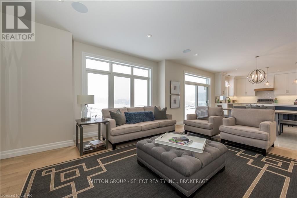 142 Harvest Lane, Thames Centre, Ontario  N0L 1G3 - Photo 3 - X8184718