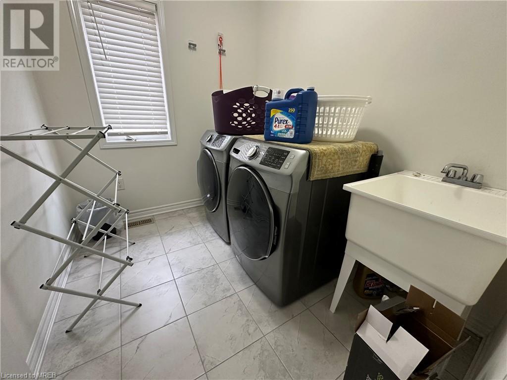 304 Shady Glen Crescent, Kitchener, Ontario  N2R 0J9 - Photo 47 - 40563387