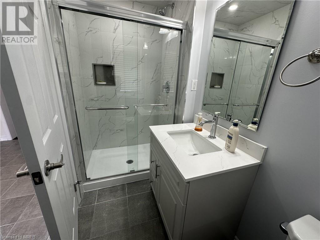 304 Shady Glen Crescent, Kitchener, Ontario  N2R 0J9 - Photo 6 - 40563387