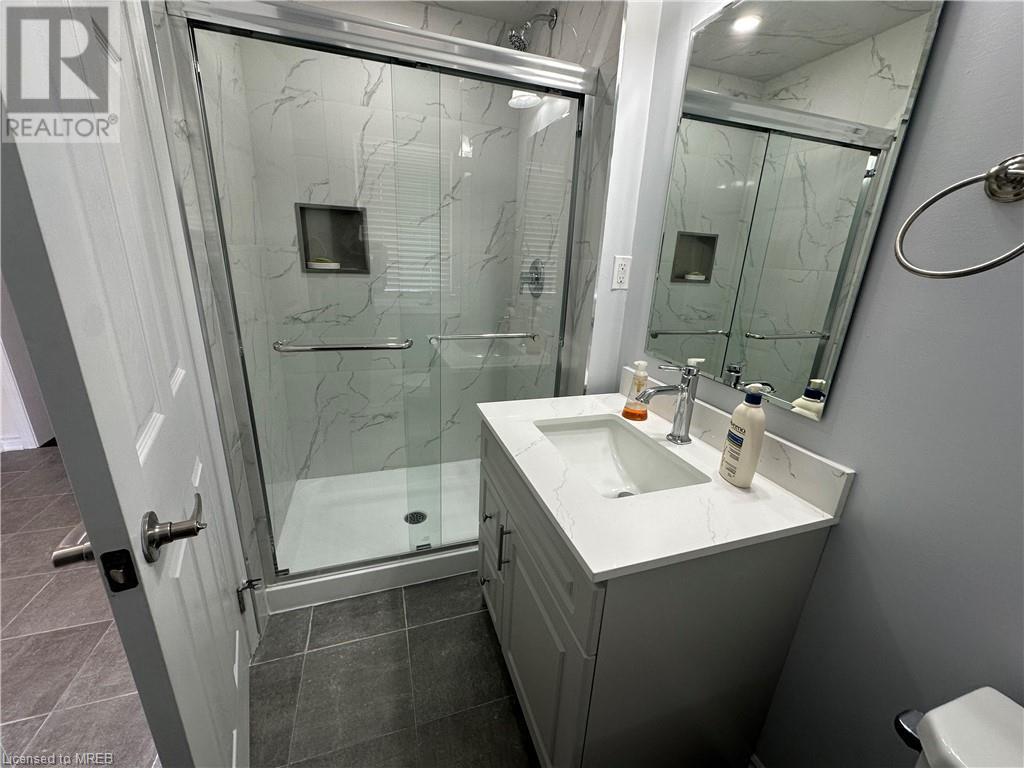 304 Shady Glen Crescent, Kitchener, Ontario  N2R 0J9 - Photo 7 - 40563387