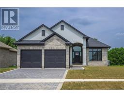 17 SPRUCE CRES, north middlesex, Ontario