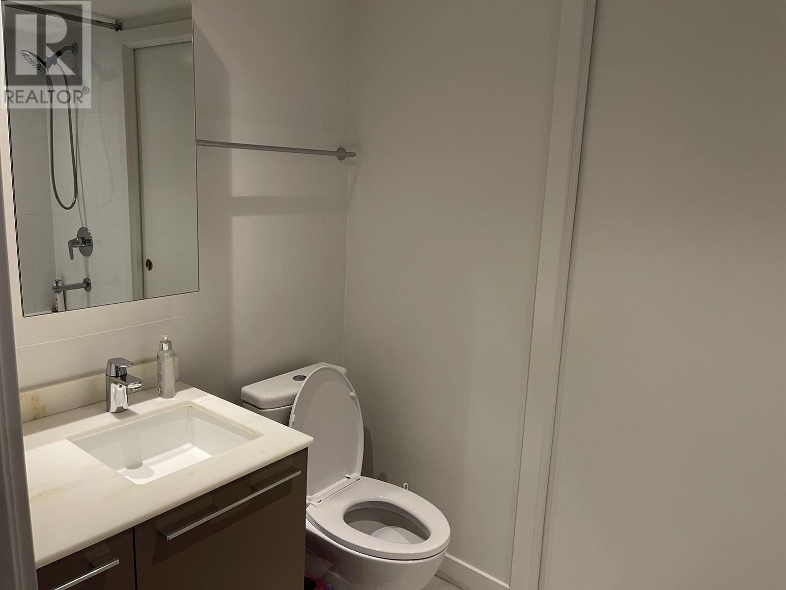 Listing Picture 10 of 20 : 2305 8131 NUNAVUT LANE, Vancouver / 溫哥華 - 魯藝地產 Yvonne Lu Group - MLS Medallion Club Member