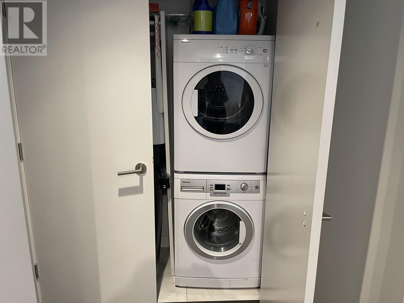 Listing Picture 12 of 20 : 2305 8131 NUNAVUT LANE, Vancouver / 溫哥華 - 魯藝地產 Yvonne Lu Group - MLS Medallion Club Member