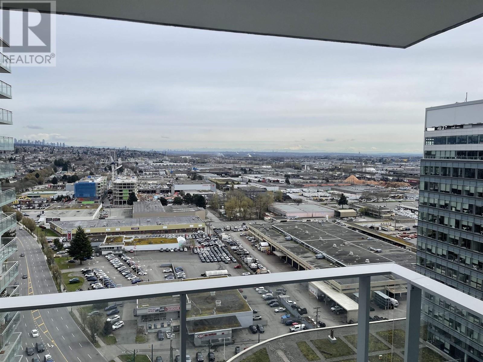 Listing Picture 15 of 20 : 2305 8131 NUNAVUT LANE, Vancouver / 溫哥華 - 魯藝地產 Yvonne Lu Group - MLS Medallion Club Member