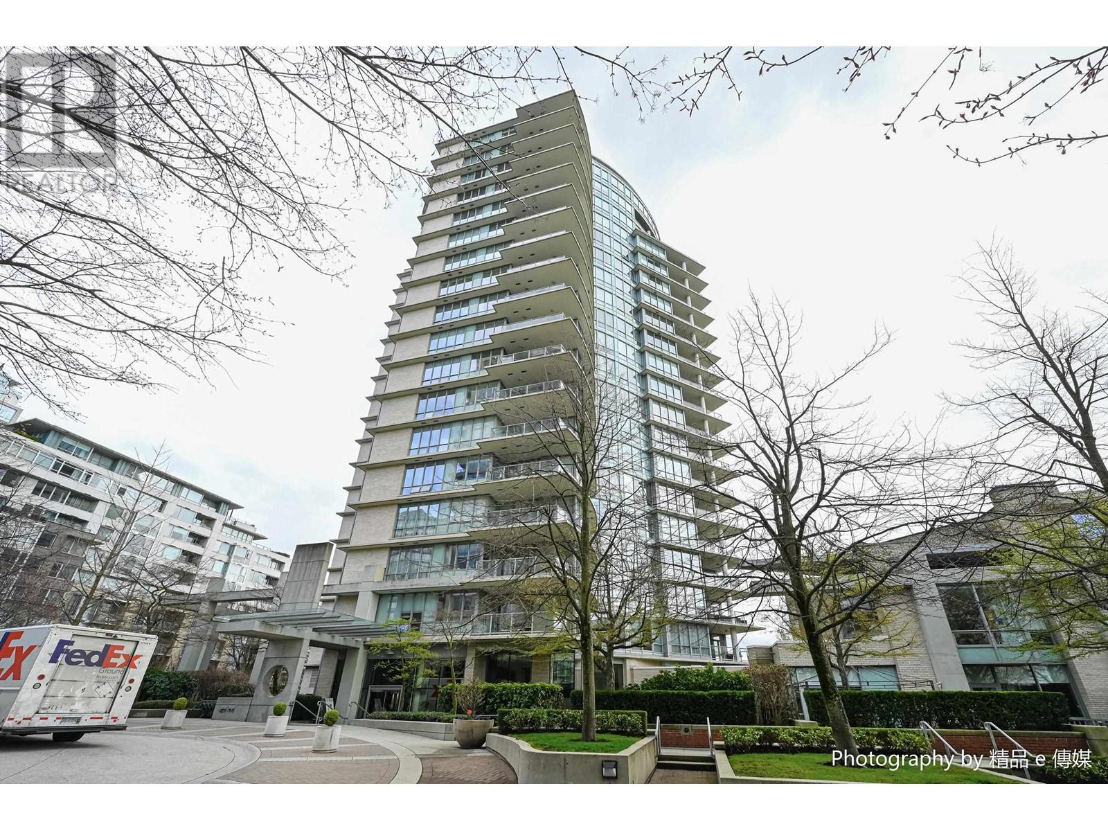 303 1328 MARINASIDE CRESCENT, vancouver, British Columbia