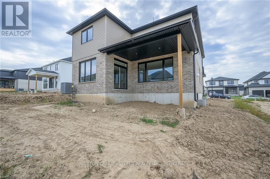 1902 Fountain Grass Dr, London, Ontario  N6K 4P9 - Photo 3 - X8184970