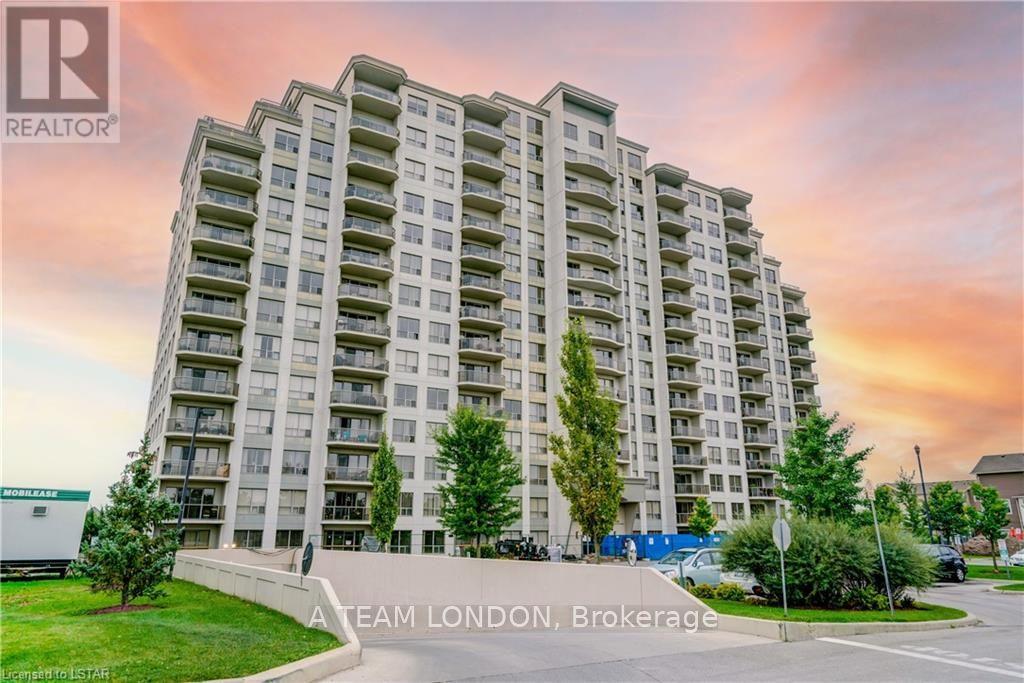 #1006 -1030 Coronation Dr, London, Ontario  N6G 0G5 - Photo 1 - X8184982