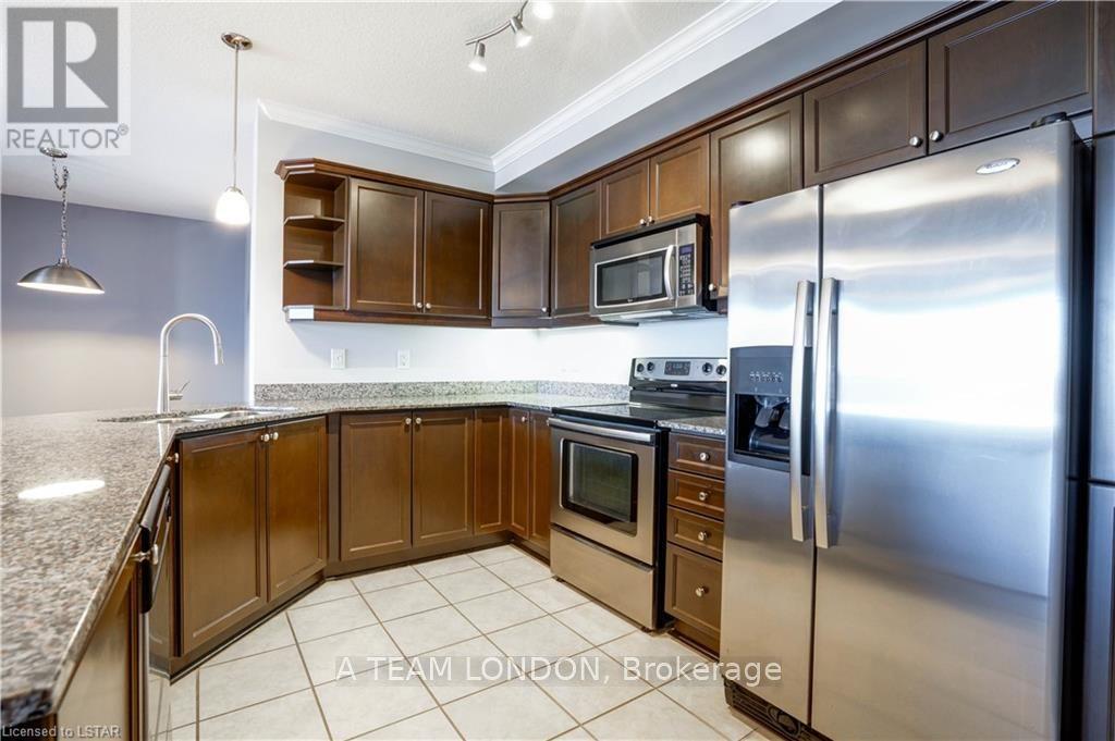 #1006 -1030 Coronation Dr, London, Ontario  N6G 0G5 - Photo 5 - X8184982