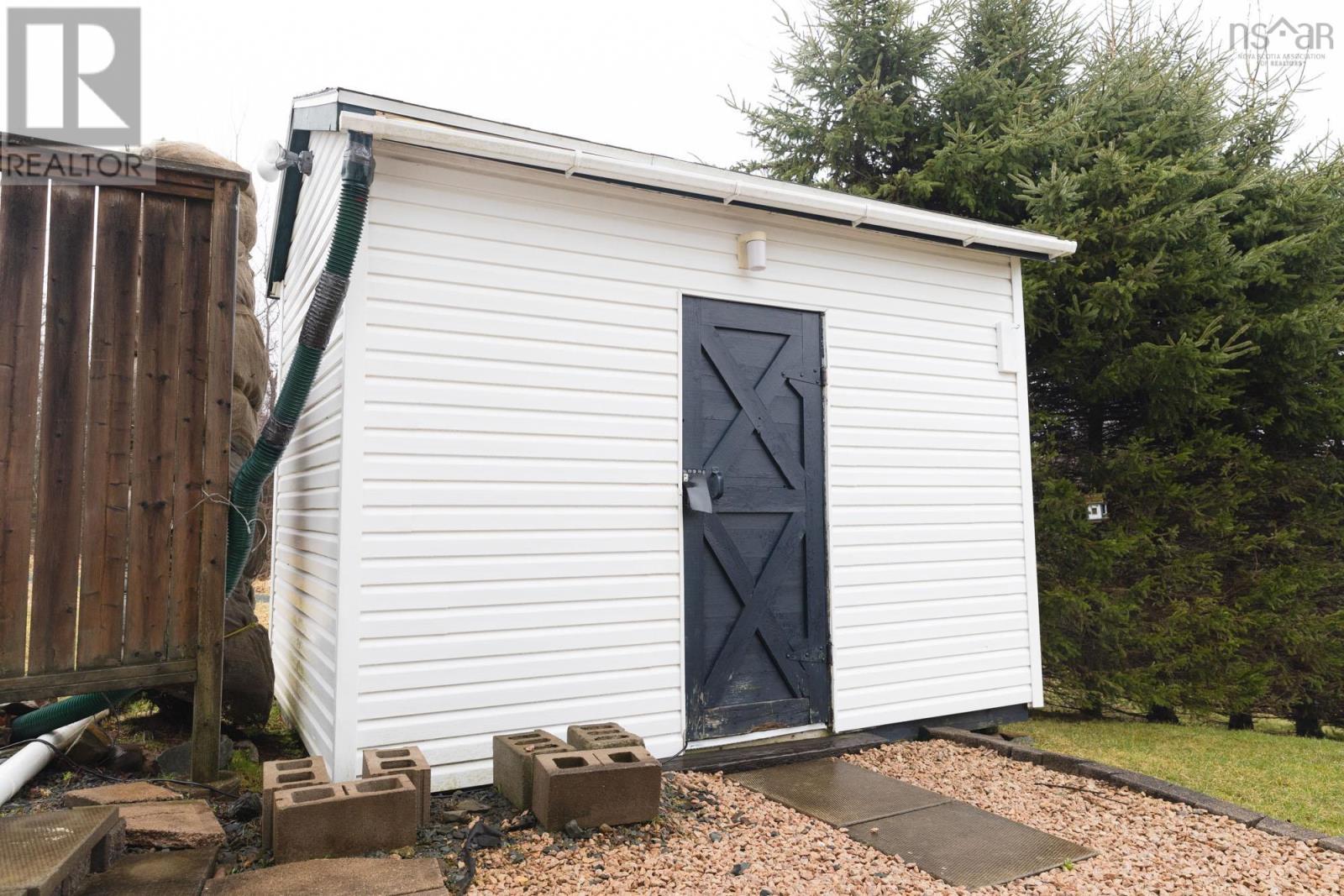 283 First Lake Drive, Sackville, Nova Scotia  B4C 3J9 - Photo 25 - 202405759