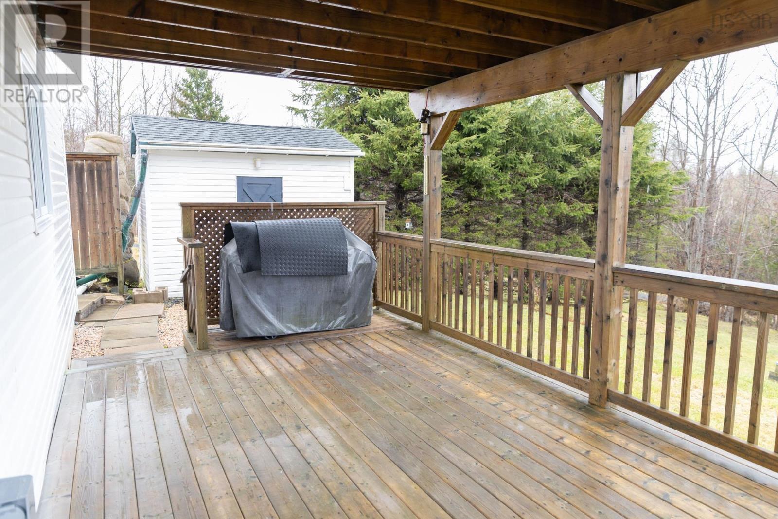 283 First Lake Drive, Sackville, Nova Scotia  B4C 3J9 - Photo 4 - 202405759